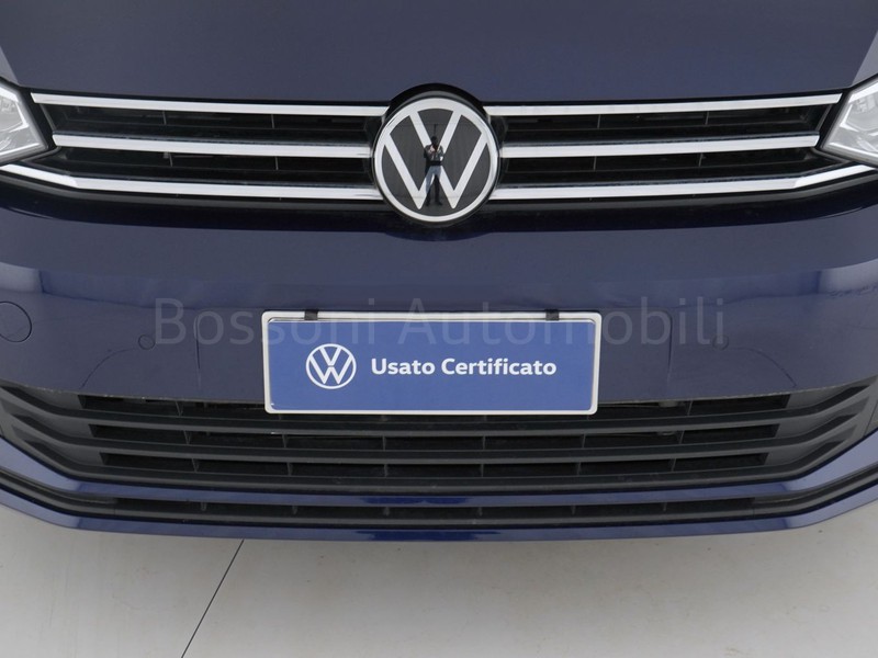 13 - Volkswagen Touran 2.0 tdi scr business dsg