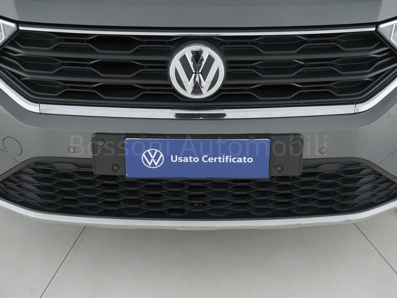 13 - Volkswagen T-Roc 1.6 tdi scr style