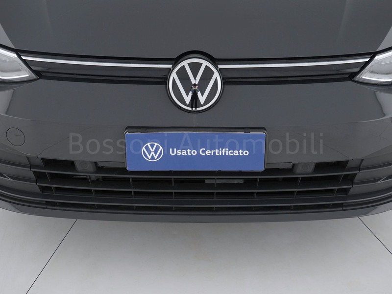 13 - Volkswagen Golf 1.0 tsi evo 110cv life