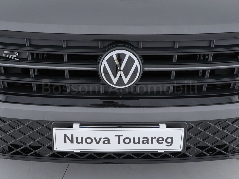 13 - Volkswagen Touareg 3.0 v6 v6 tdi scr 231cv r-line