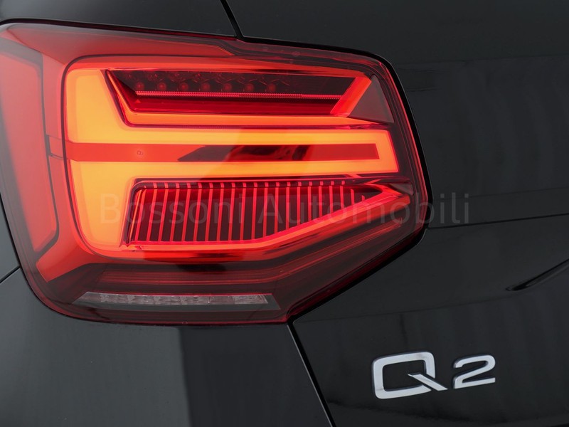 7 - Audi Q2 30 1.0 tfsi admired