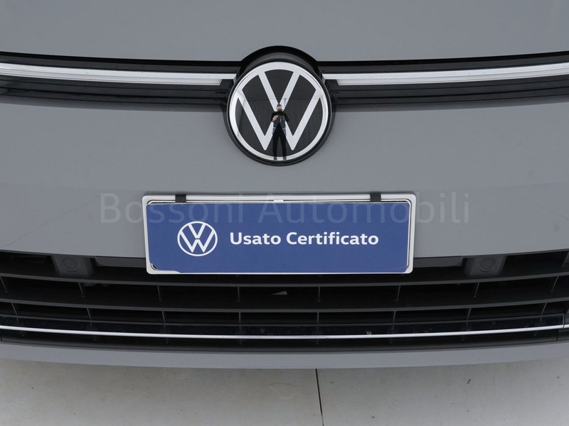 13 - Volkswagen Golf 1.5 tgi 130cv style dsg