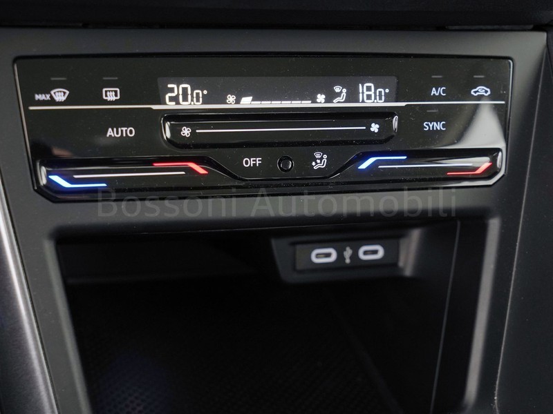 25 - Volkswagen Polo 1.0 tsi 95cv style