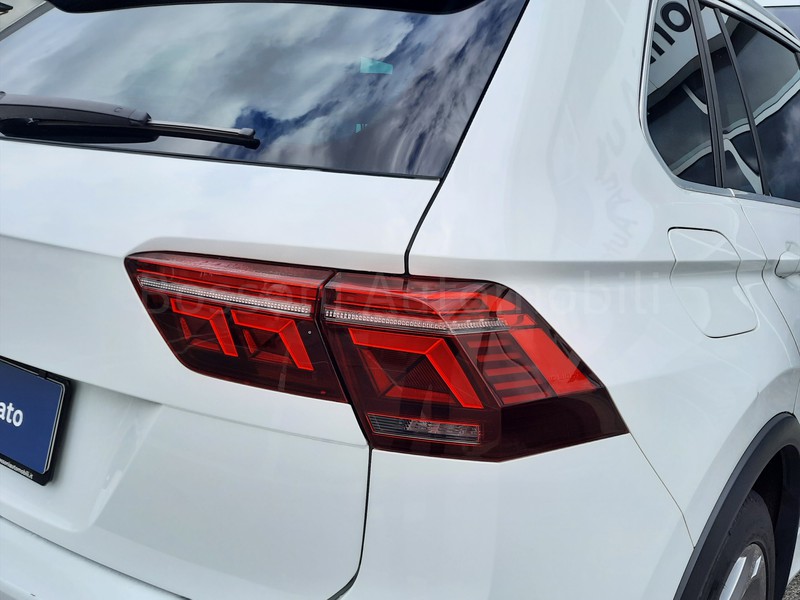25 - Volkswagen Tiguan 1.5 tsi act 150cv r-line dsg