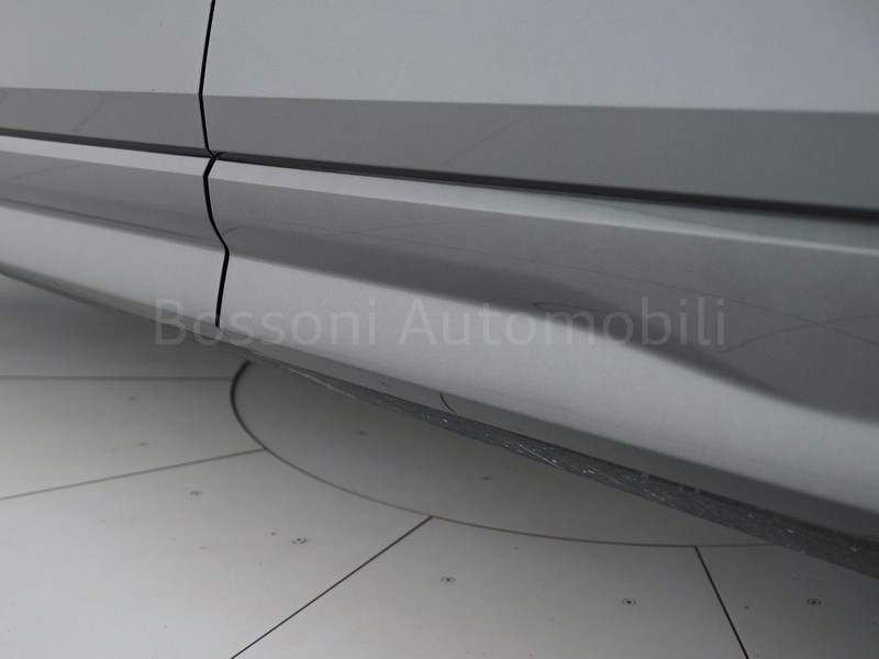 31 - Audi Q2 35 2.0 tdi s line edition s tronic