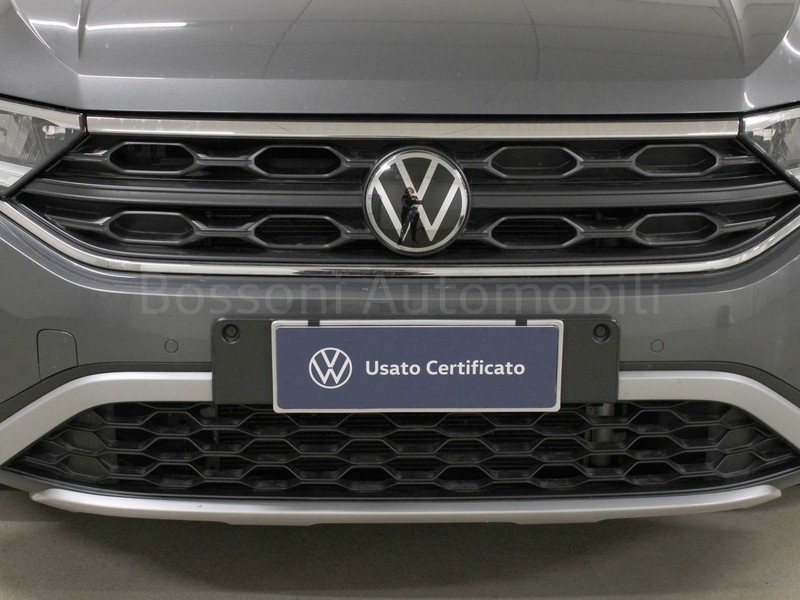 13 - Volkswagen T-Roc 2.0 tdi scr 115cv life