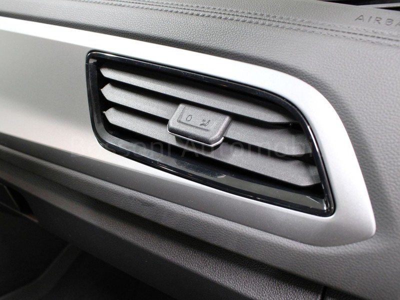 19 - Volkswagen T-Roc 2.0 tdi scr 115cv life