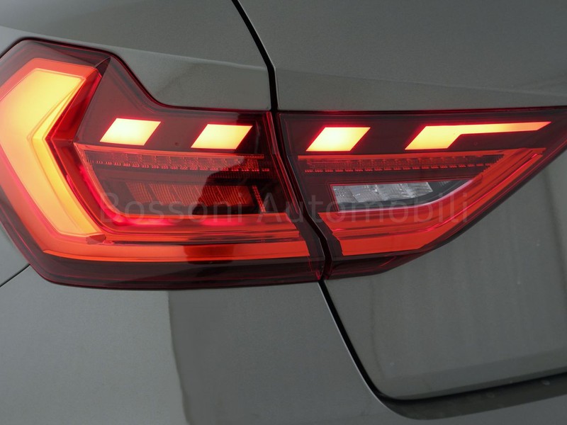 7 - Audi A1 allstreet 30 1.0 tfsi 116cv business s tronic