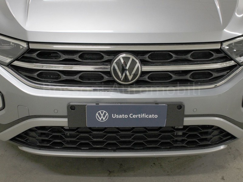 13 - Volkswagen T-Roc 1.5 tsi act style