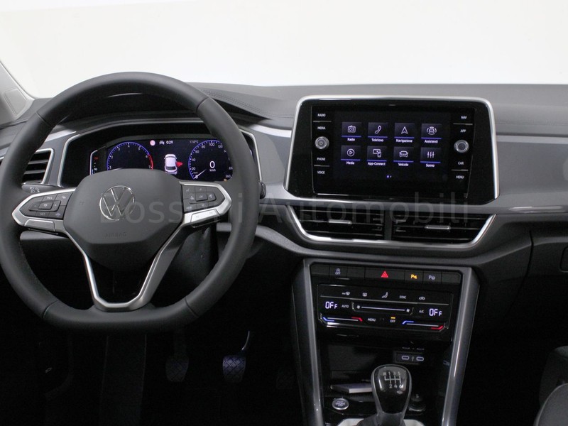 7 - Volkswagen T-Roc 1.5 tsi act style
