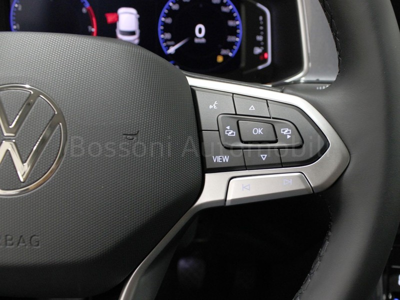 31 - Volkswagen T-Roc 1.0 tsi 115cv style