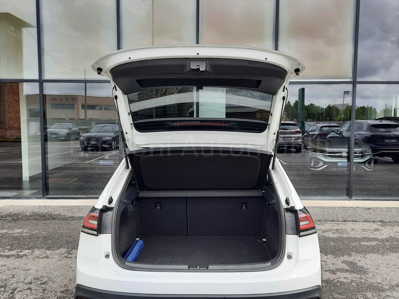 19 - Volkswagen Taigo 1.0 tsi 95cv life