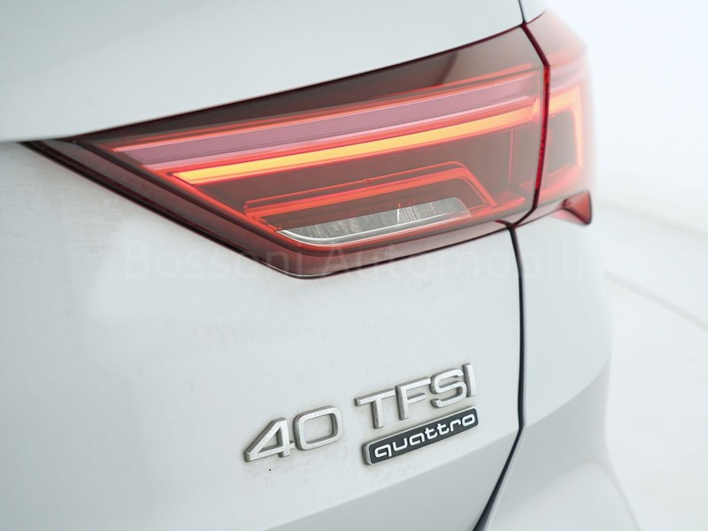 31 - Audi Q3 40 2.0 tfsi business quattro s tronic