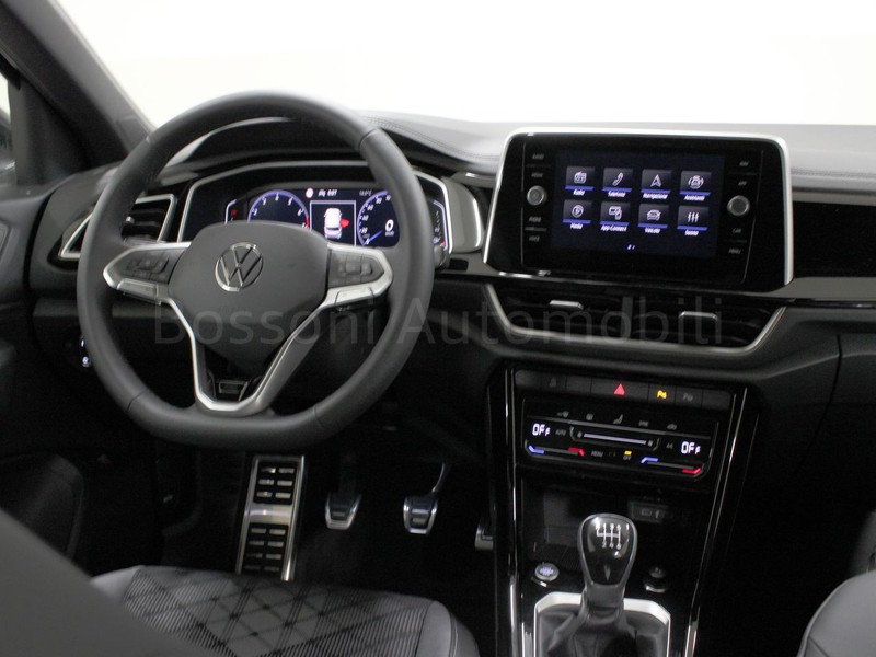 7 - Volkswagen T-Roc 1.5 tsi act r line