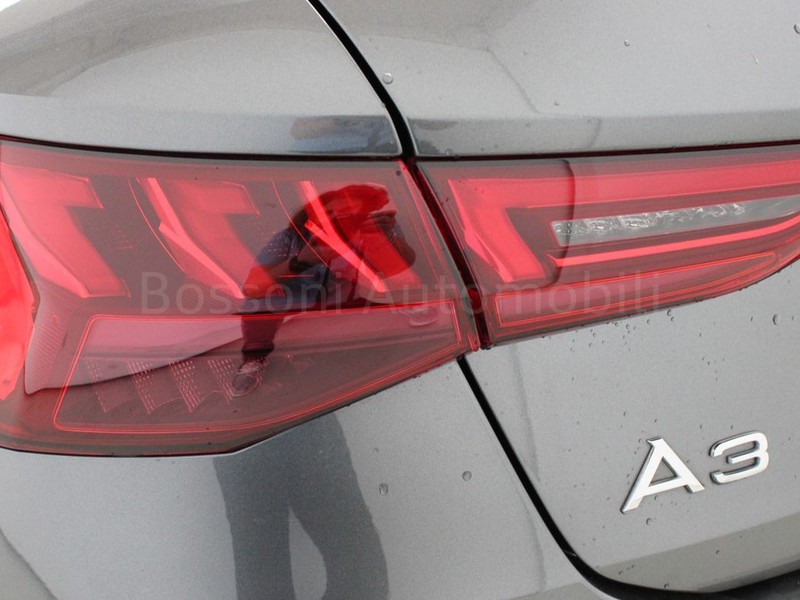 7 - Audi A3 sportback 30 1.0 tfsi s line edition