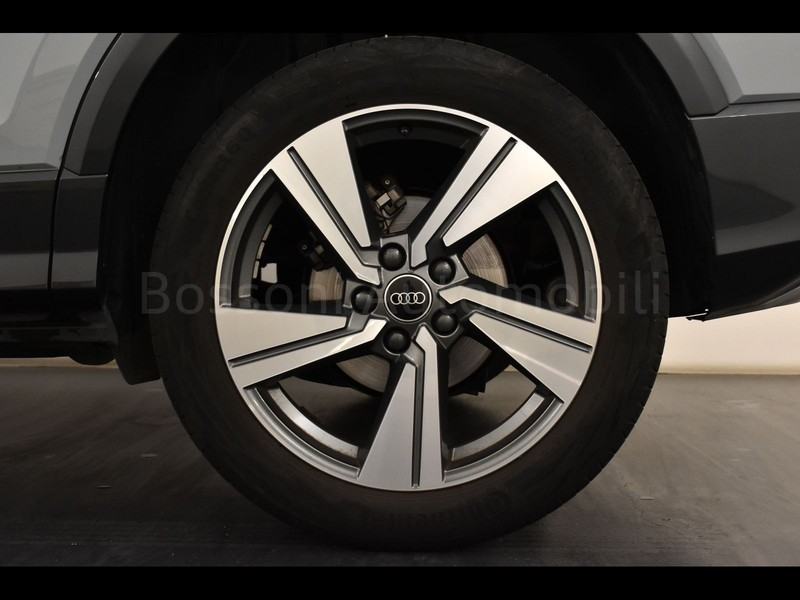 13 - Audi Q2 30 2.0 tdi admired advanced s tronic