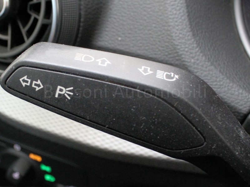 25 - Audi Q2 35 2.0 tdi admired advanced quattro s tronic