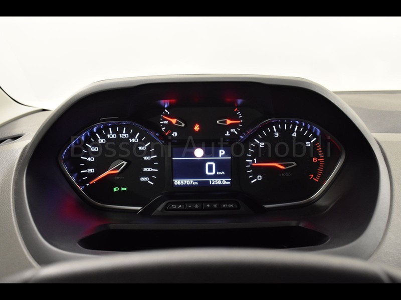 19 - Peugeot Rifter standard 1.2 puretech allure eat s&s