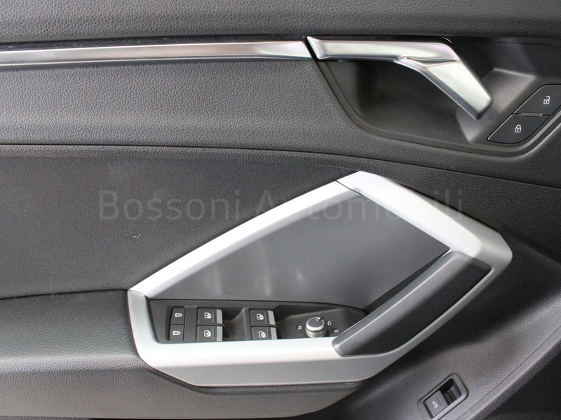 13 - Audi Q3 sportback 35 1.5 tfsi mhev 150cv s line edition s tronic