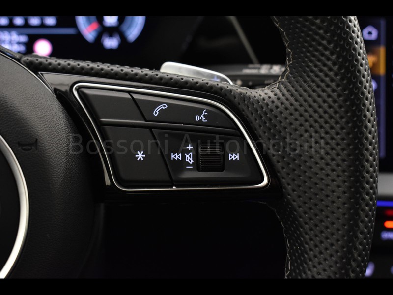 7 - Audi A3 sportback 35 2.0 tdi s line edition s tronic