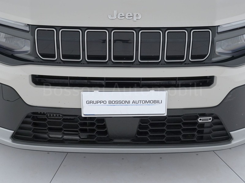 13 - Jeep Avenger 1.2 turbo 100cv altitude fwd