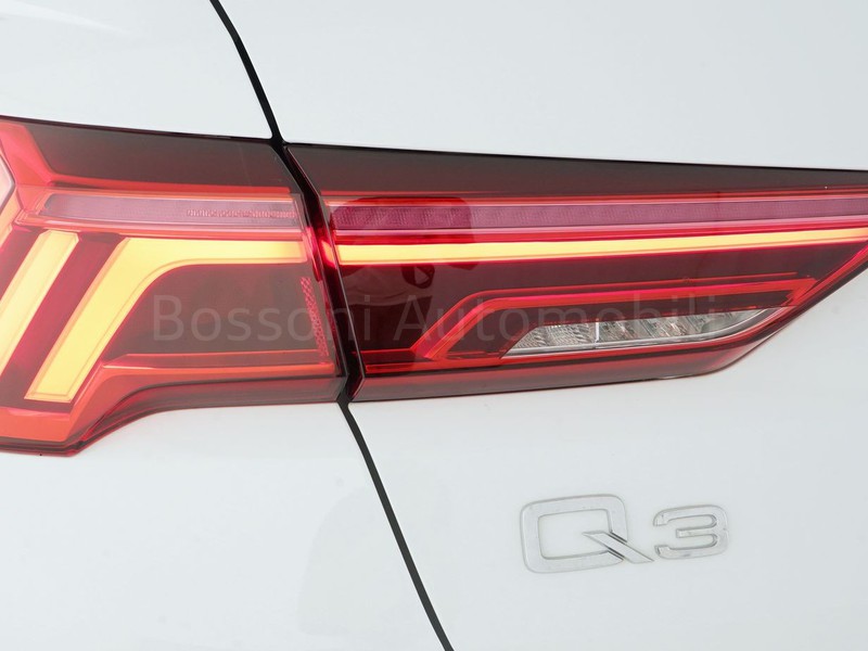 7 - Audi Q3 35 2.0 tdi business advanced s tronic