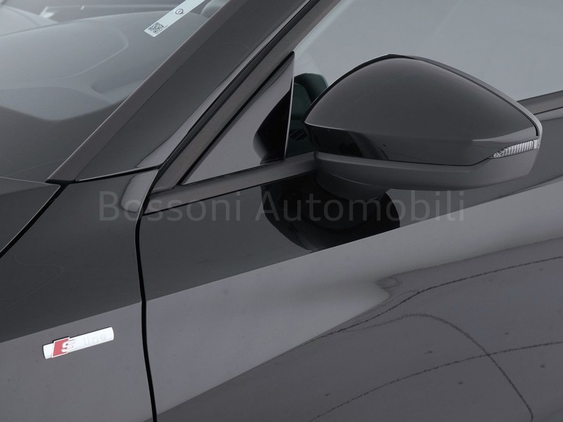 37 - Audi A3 sportback 35 2.0 tdi s line edition s tronic