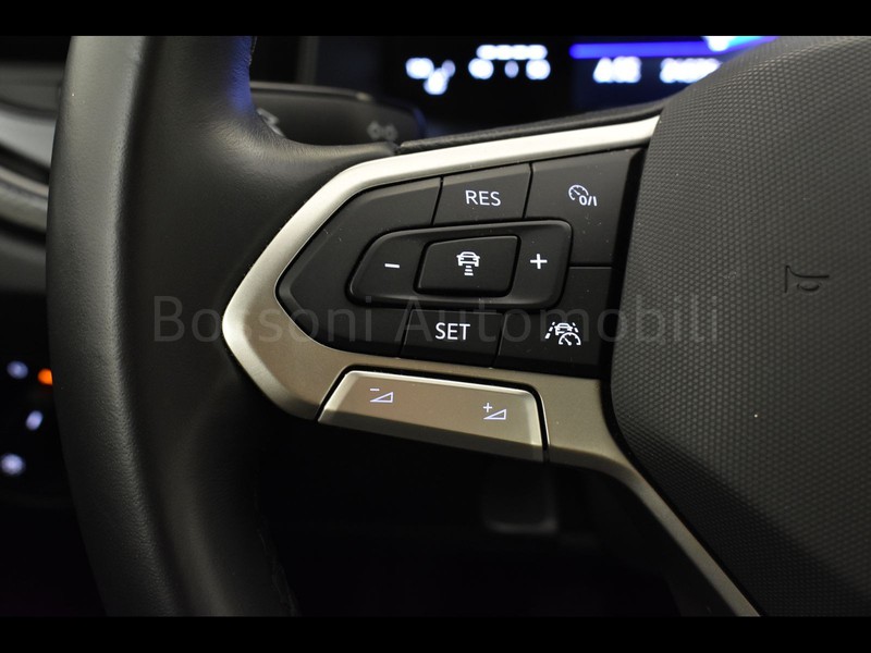 19 - Volkswagen Taigo 1.0 tsi 110cv life