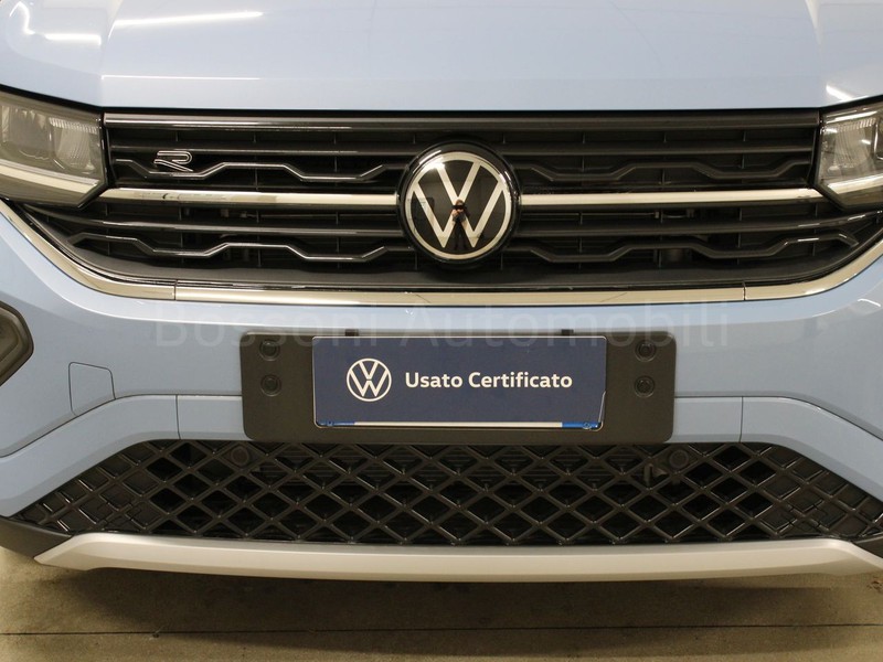 13 - Volkswagen T-Cross 1.0 tsi 115cv r-line