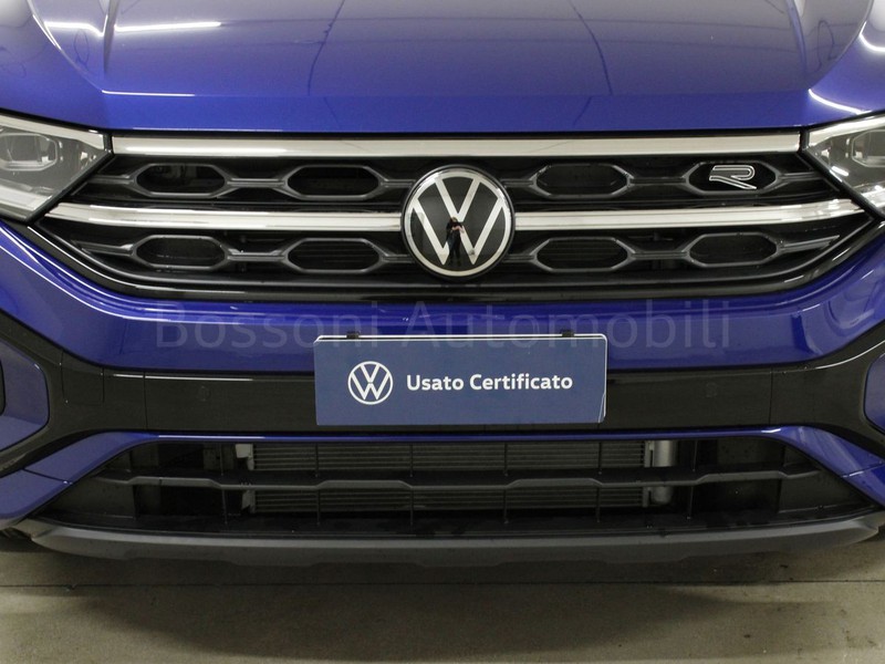 13 - Volkswagen T-Roc 1.0 tsi 115cv r-line plus