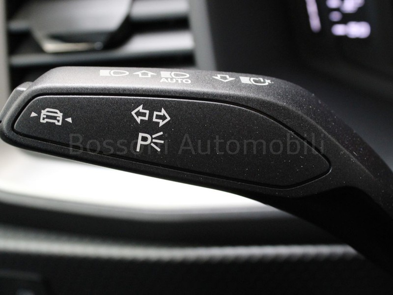 25 - Audi A1 sportback 25 1.0 tfsi s line edition s tronic my20
