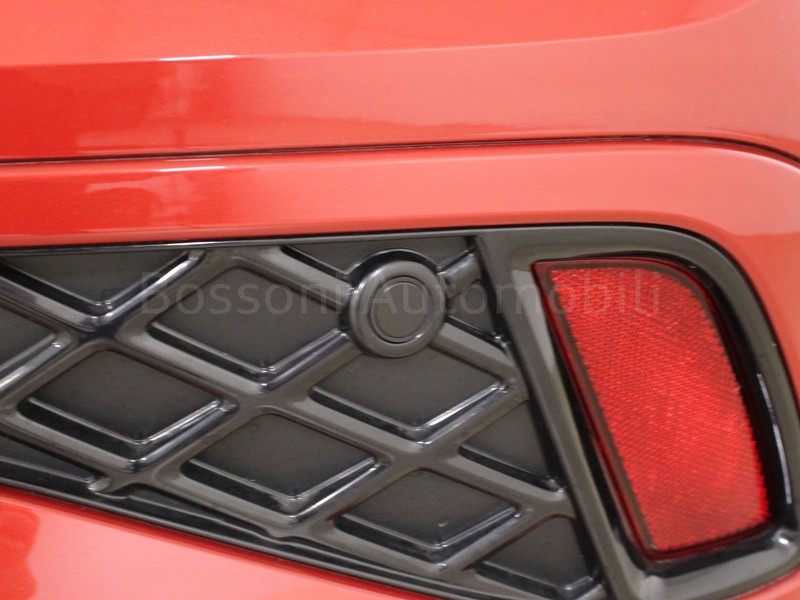 31 - Volkswagen T-Cross 1.0 tsi 115cv r-line dsg