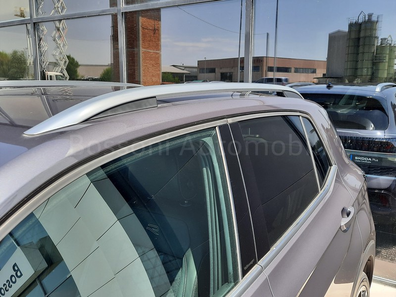 25 - Volkswagen T-Cross 1.0 tsi 115cv r-line plus