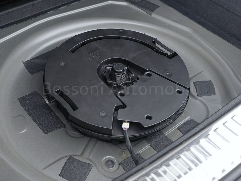 37 - Audi Q3 sportback 40 2.0 tdi 193cv s line edition quattro s tronic