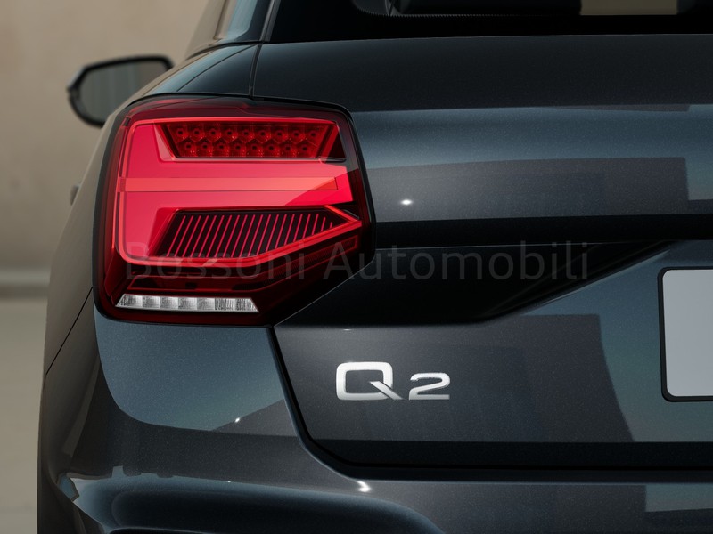 7 - Audi Q2 35 1.5 tfsi business advanced s tronic