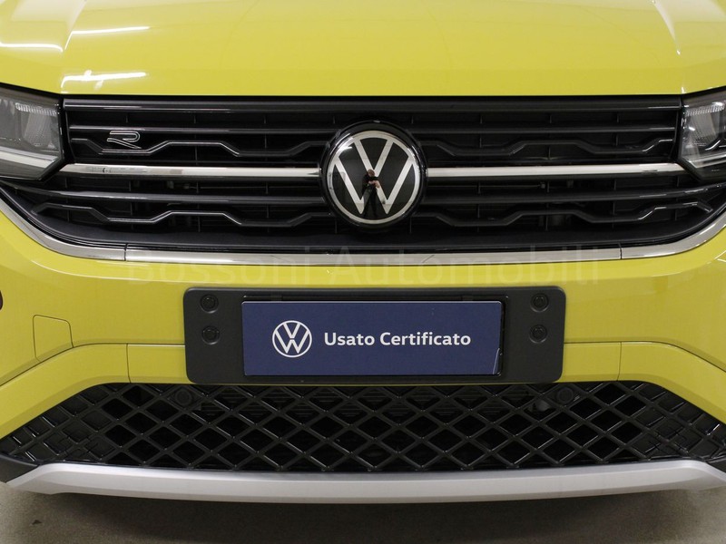 13 - Volkswagen T-Cross 1.0 tsi 115cv r-line dsg