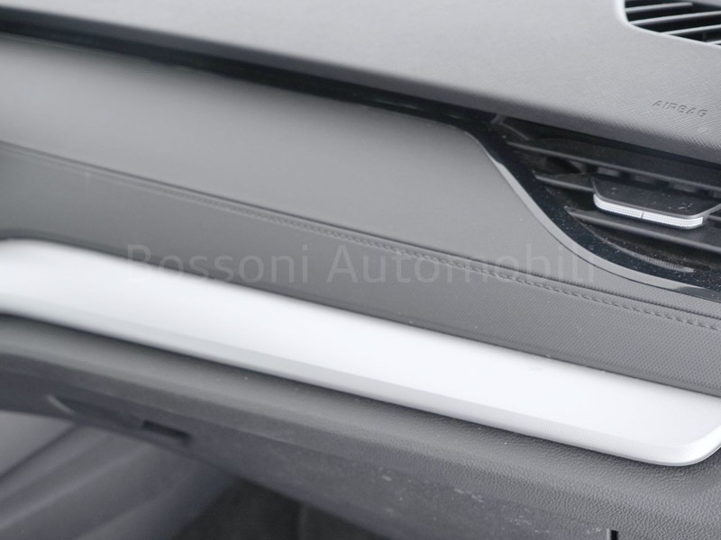 19 - Skoda Octavia wagon 2.0 tdi 150cv executive dsg