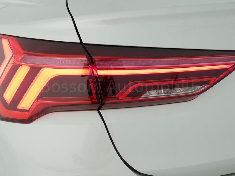 7 - Audi Q3 sportback 40 2.0 tdi 193cv s line edition quattro s tronic