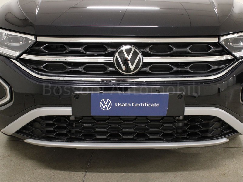 13 - Volkswagen T-Roc 1.0 tsi 115cv style
