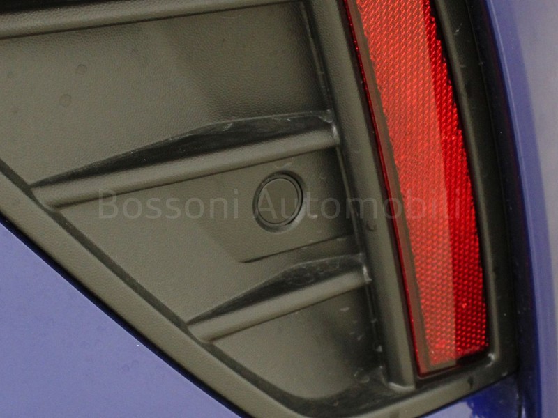 31 - Volkswagen T-Roc 1.0 tsi 115cv r-line plus