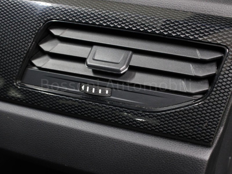 19 - Volkswagen Taigo 1.0 tsi 110cv life