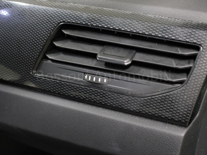 19 - Volkswagen Taigo 1.0 tsi 110cv life