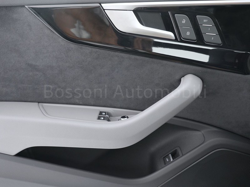 13 - Audi A5 Coupé 40 2.0 tdi mhev 204cv s line edition quattro s tronic