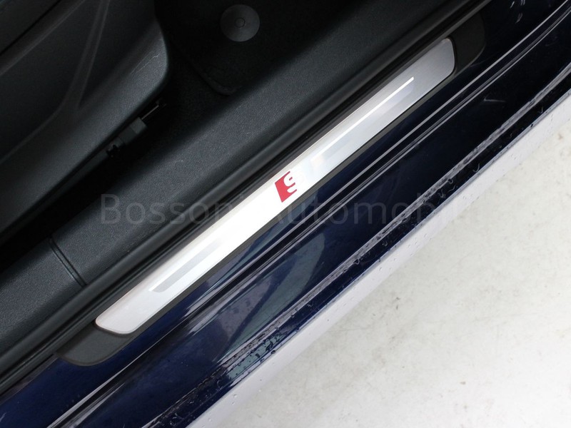 19 - Audi A3 sportback 35 2.0 tdi s line edition s tronic