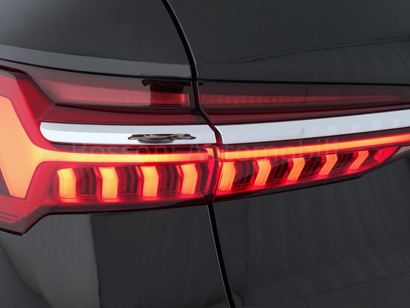 7 - Audi A6 avant 45 3.0 v6 tdi mhev business quattro ultra s tronic