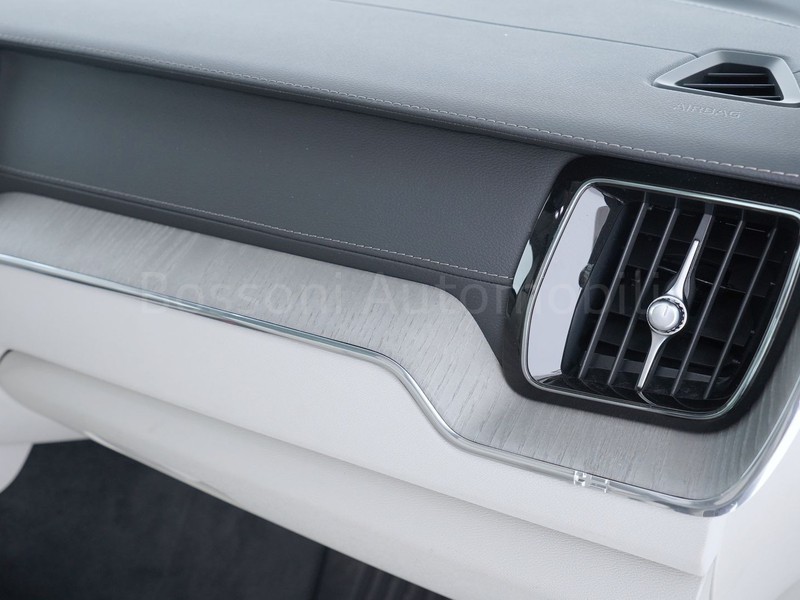 19 - Volvo XC60 2.0 t6 recharge plug-in hybrid  ultimate bright awd automatico obc 3,7kw