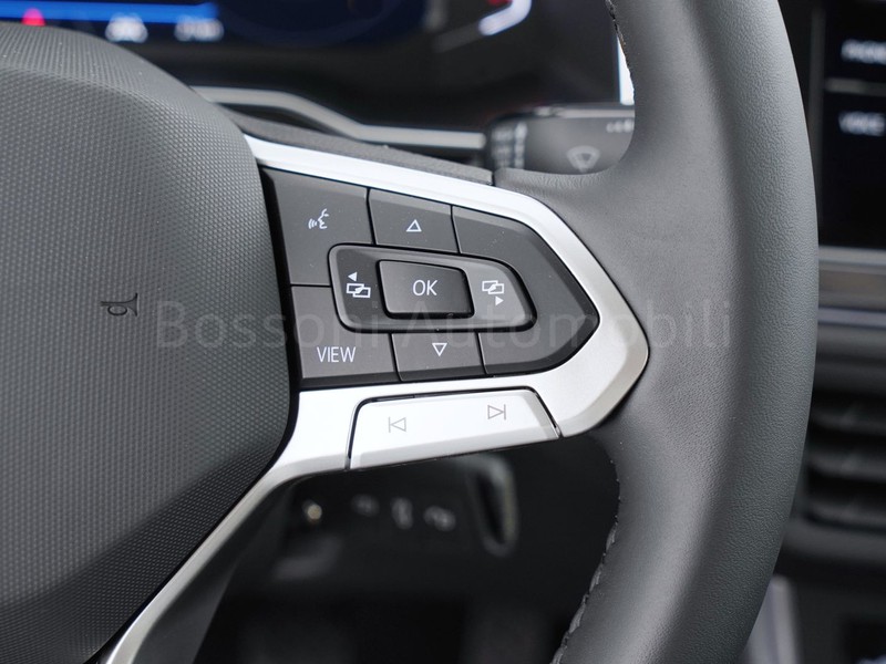 25 - Volkswagen Polo 1.0 tsi 95cv style