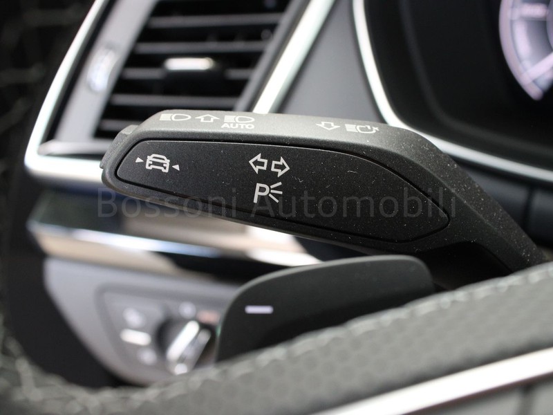 25 - Audi Q5 55 2.0 tfsi e s line plus quattro s tronic