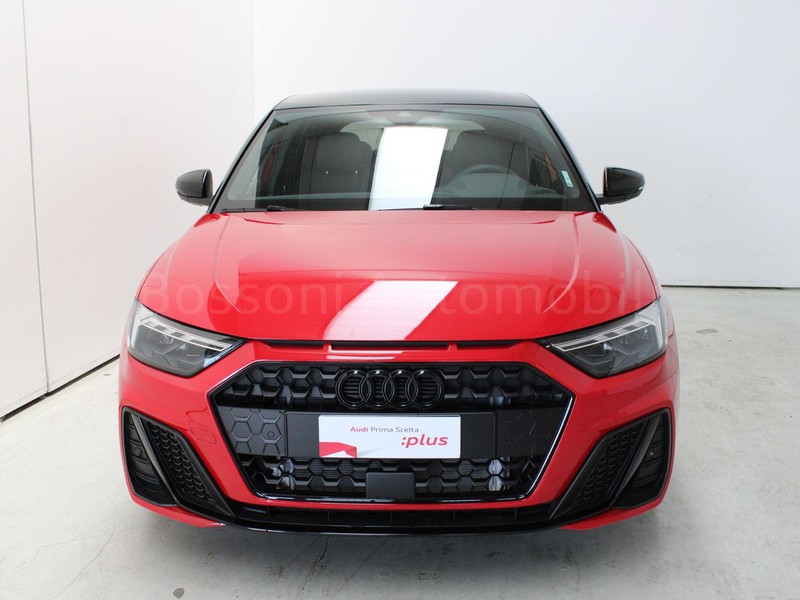 13 - Audi A1 sportback 30 1.0 tfsi 116cv identity black s tronic