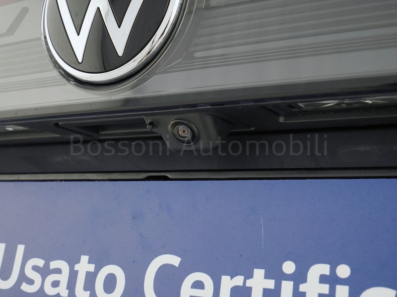 37 - Volkswagen Taigo 1.0 tsi 115cv r-line dsg